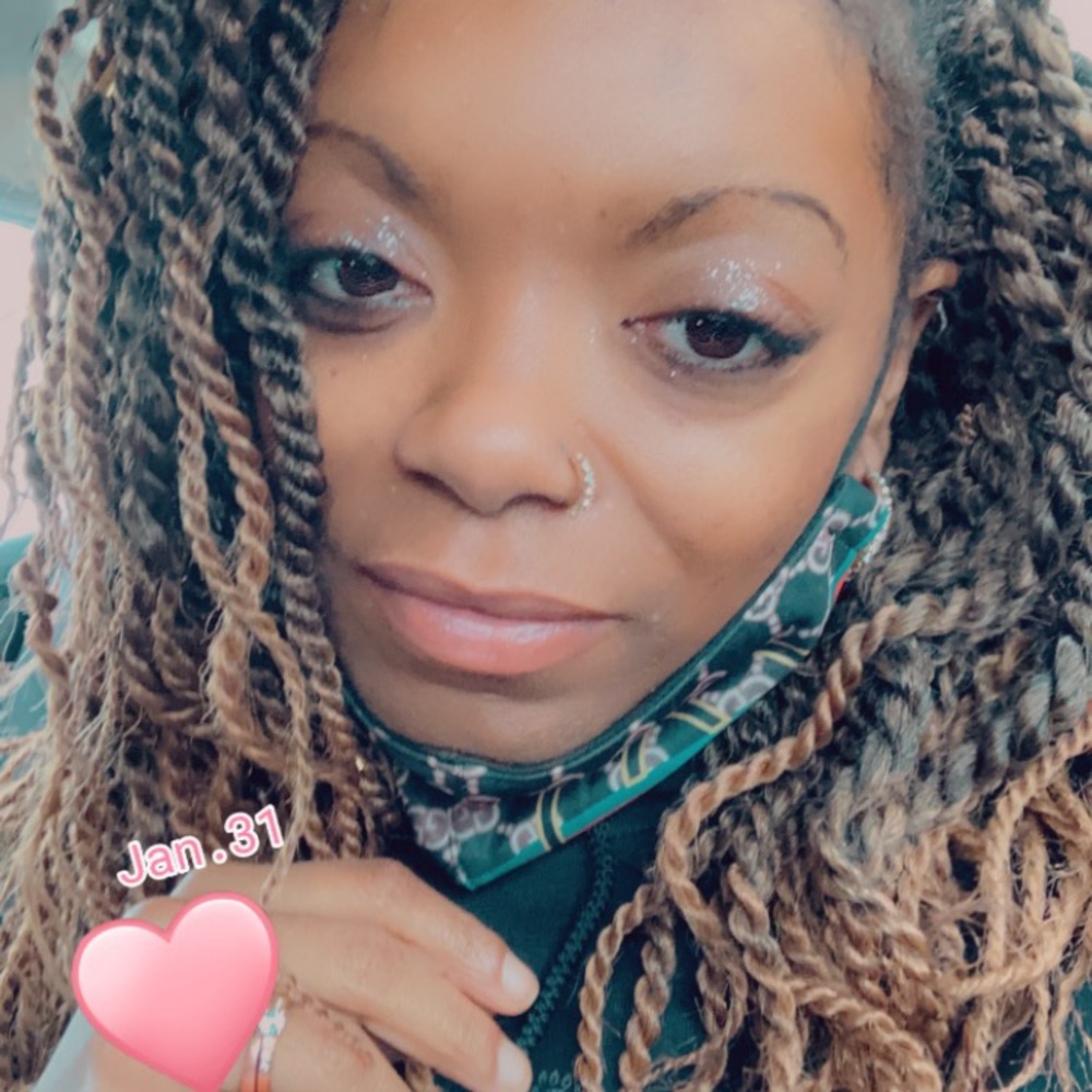 Meet your Posher, Amber